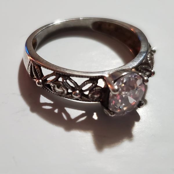 SIlver Ring with 1  stones